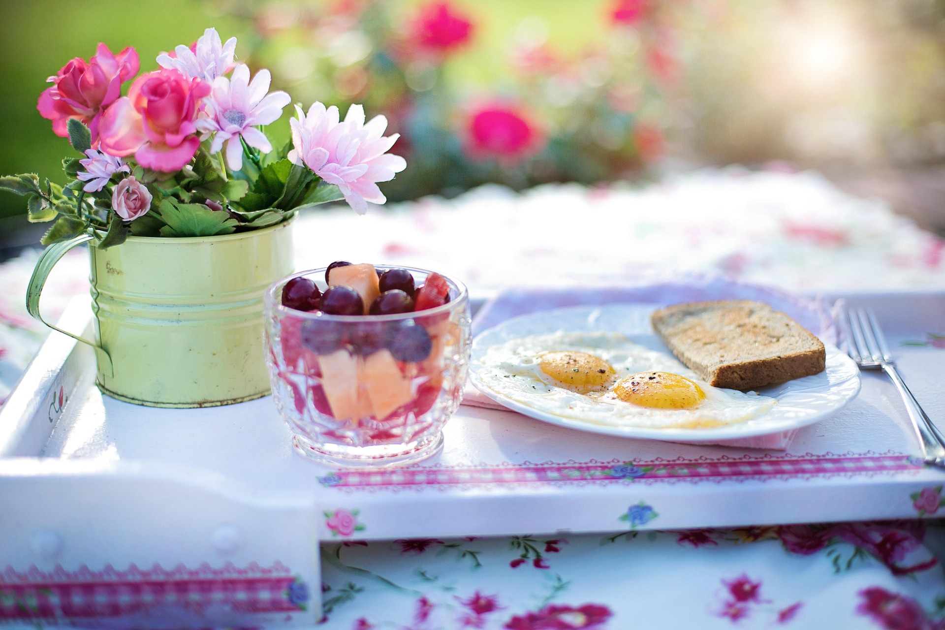 A healthy and colorful breakfast spread to promote energy and focus.